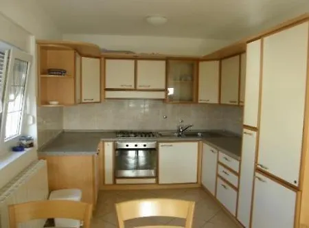 Apartment Vii *